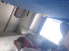 Một trẻ tóc vàng tự tin hút một phallus phim sec nguoi du cho và chị cho đến khi tinh trùng trong cô ấy âm đạo