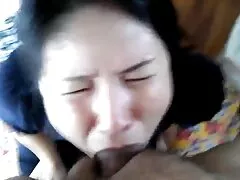 Tóc vàng vẻ đẹp với phim sec nguoi va thu vat hình xăm cơ thể masturbates âm đạo với cao su tinh ranh